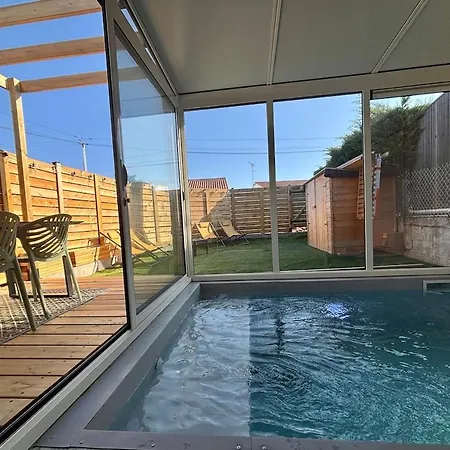 Sion, Piscine Interieure Chauffee 別荘 サンティレール・ド・リエ